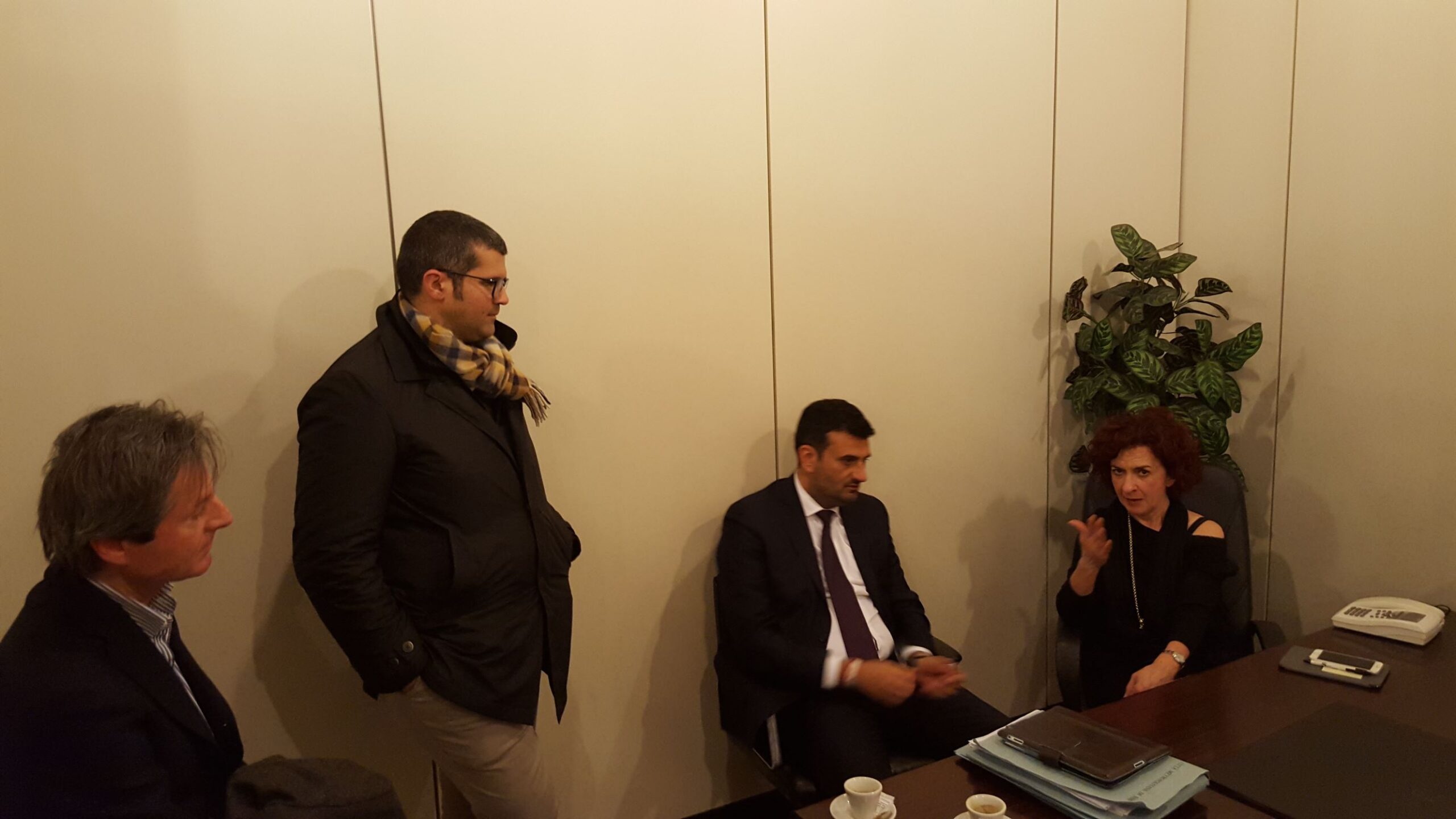 Il sindaco Antonio Decaro con la sottosegretaria Angela D'Onghia