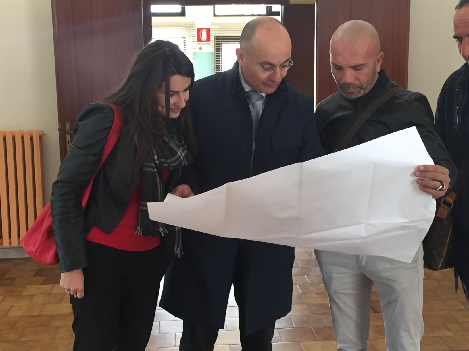Da sinistra gli assessori Paola Romano e Giuseppe Galasso e il presidente municipio Massimiliano Spizzico