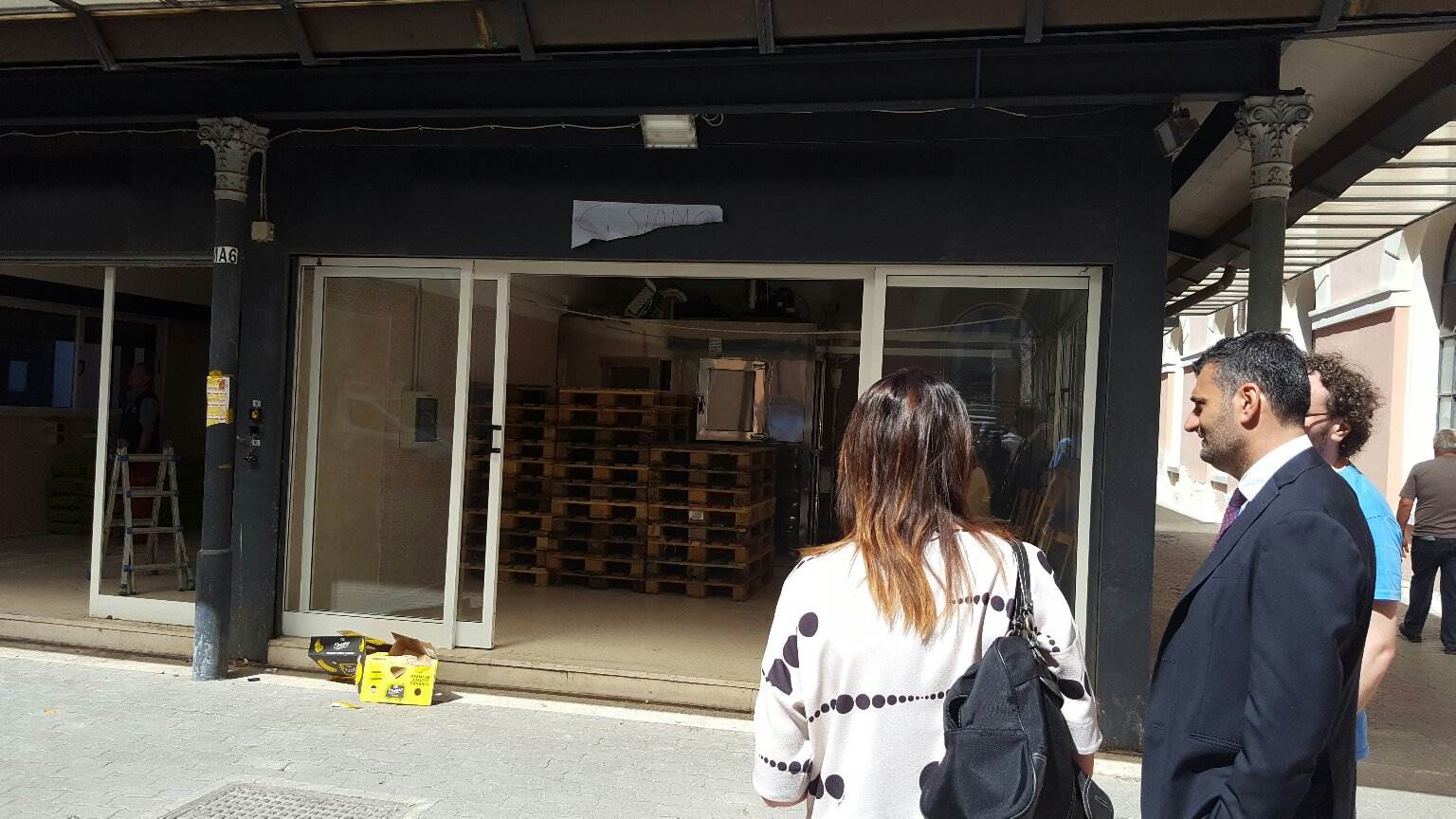 Allestimento Sportelli Duc D Bari Nella Ex Manifattura