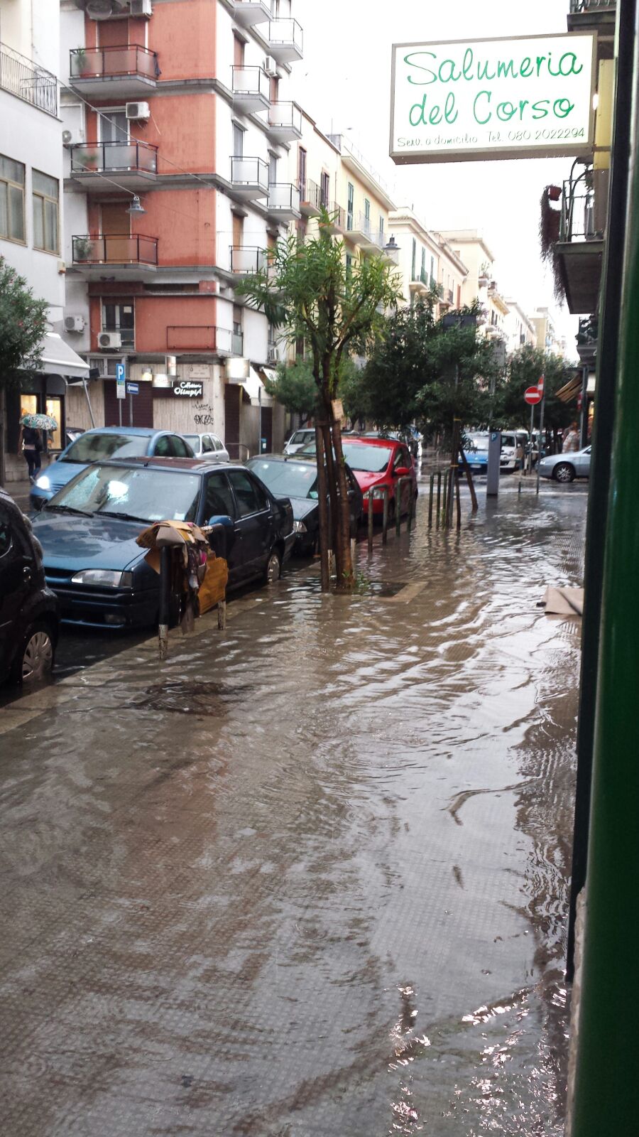 Maltempo in corso Sonnino (foto di Giuseppe Sisto)