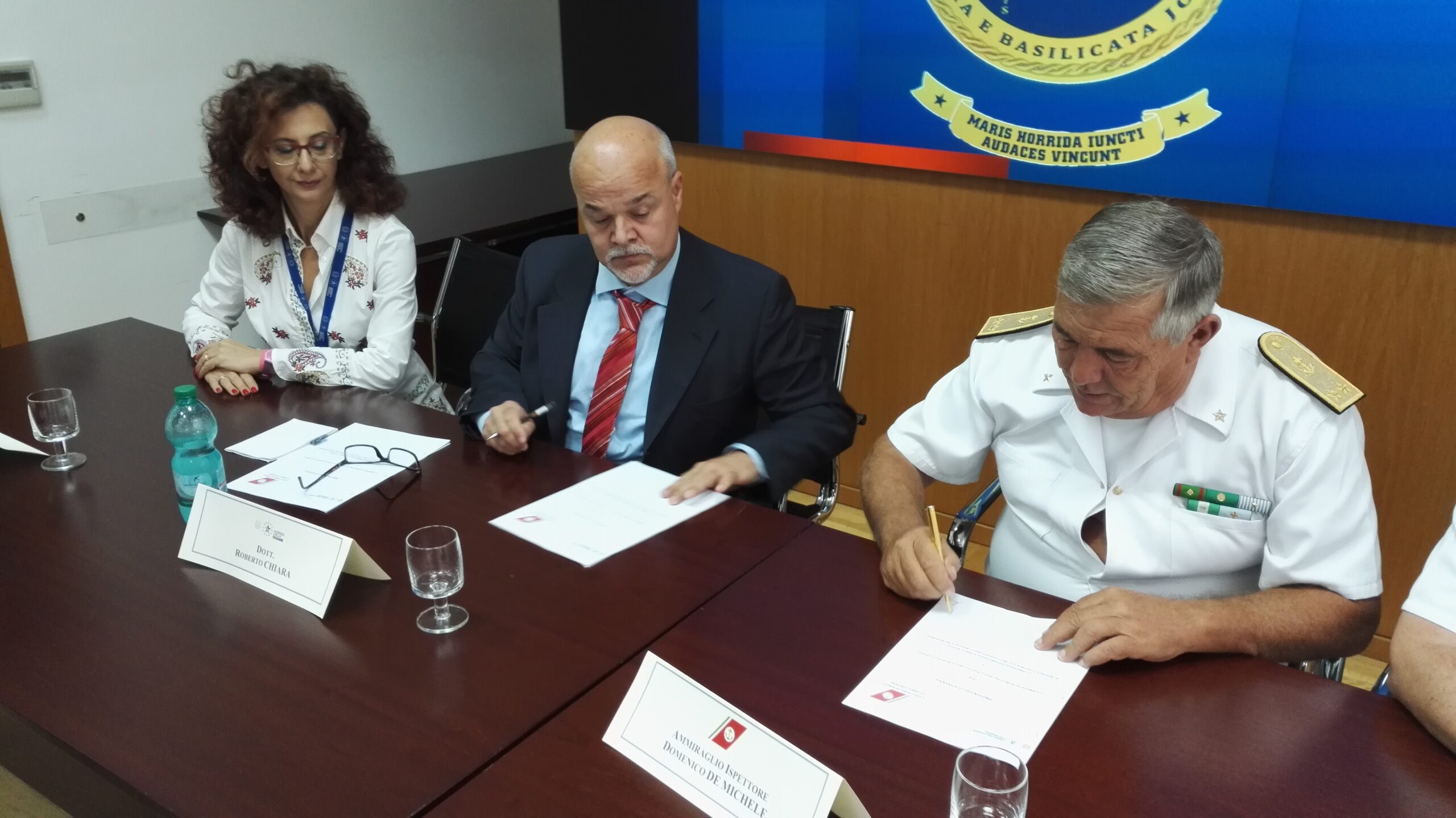 La firma del protocollo d'intesa alla Capitaneria di porto di Bari