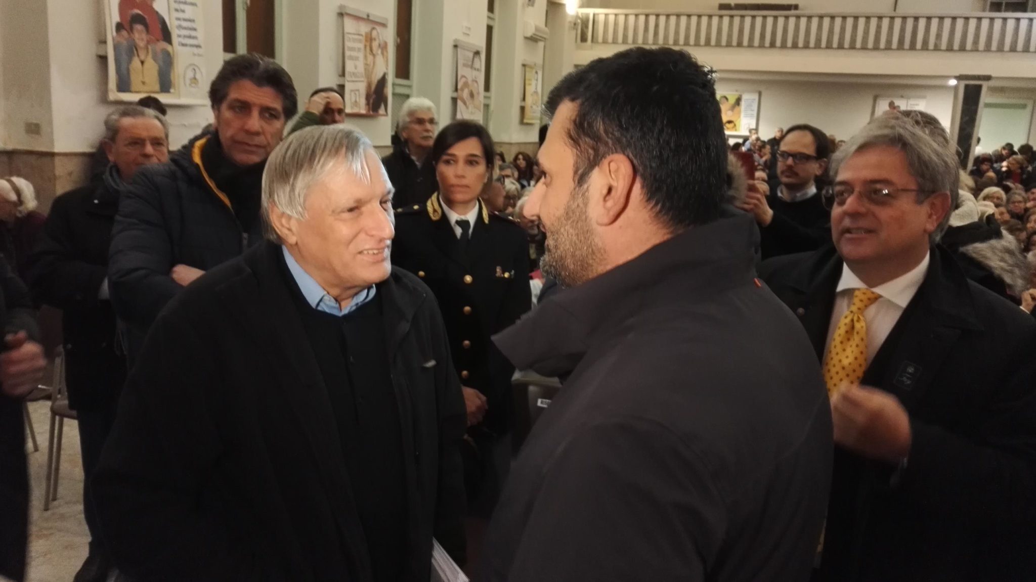 Don Ciotti con il sindaco di Bari Antonio Decaro