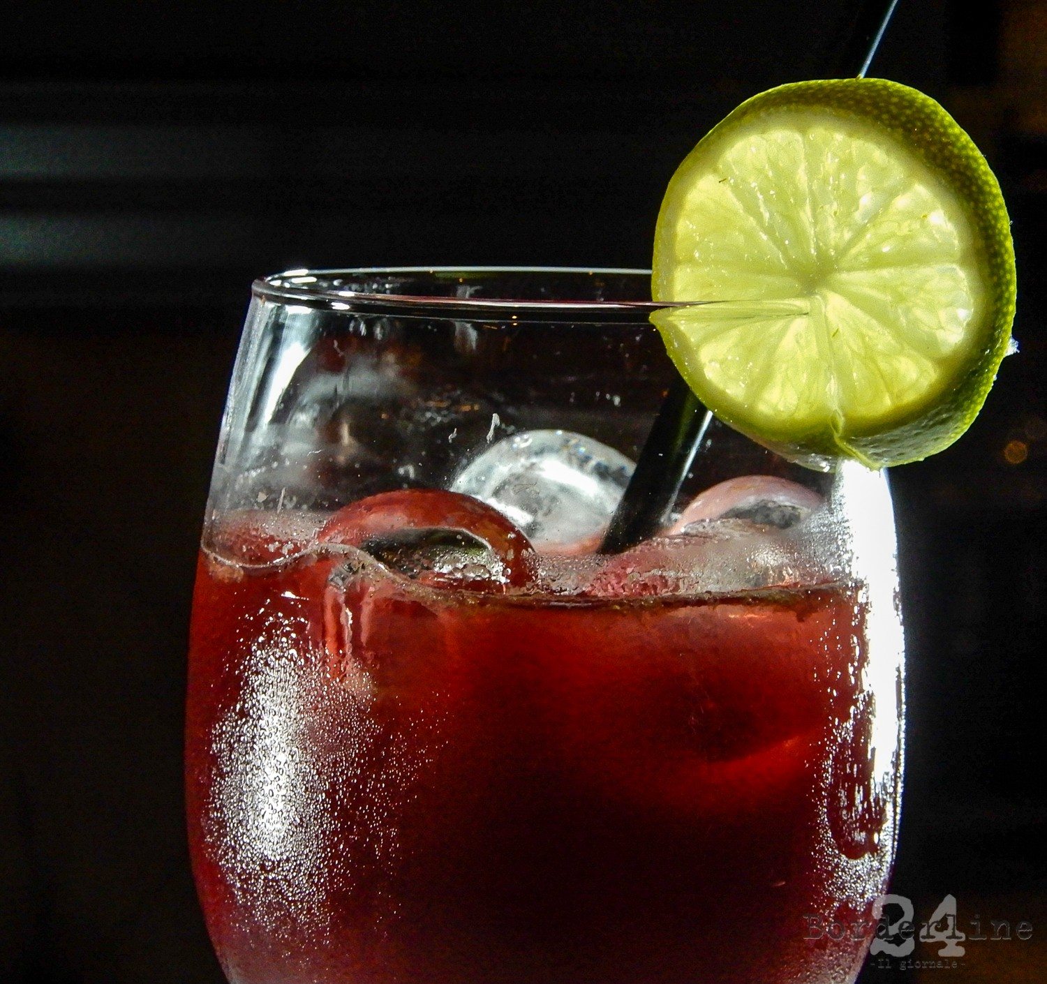 Cocktail (di)vino: Primitivo, Cointreau, Succo d'Arancia, Lime - Photo: Luca Desiderato