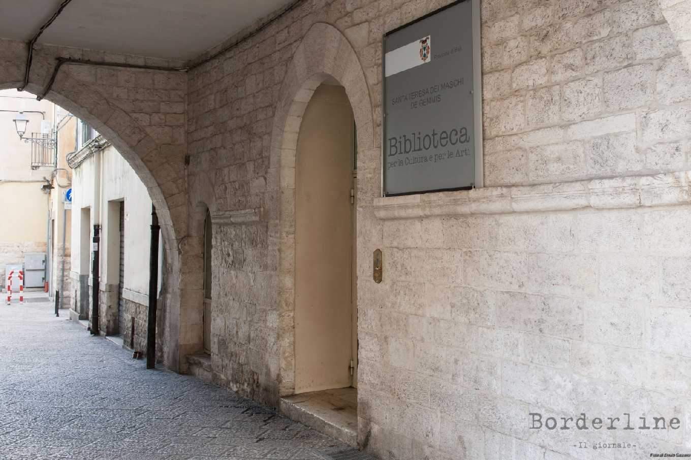 Biblioteca De Gemmis_ingresso