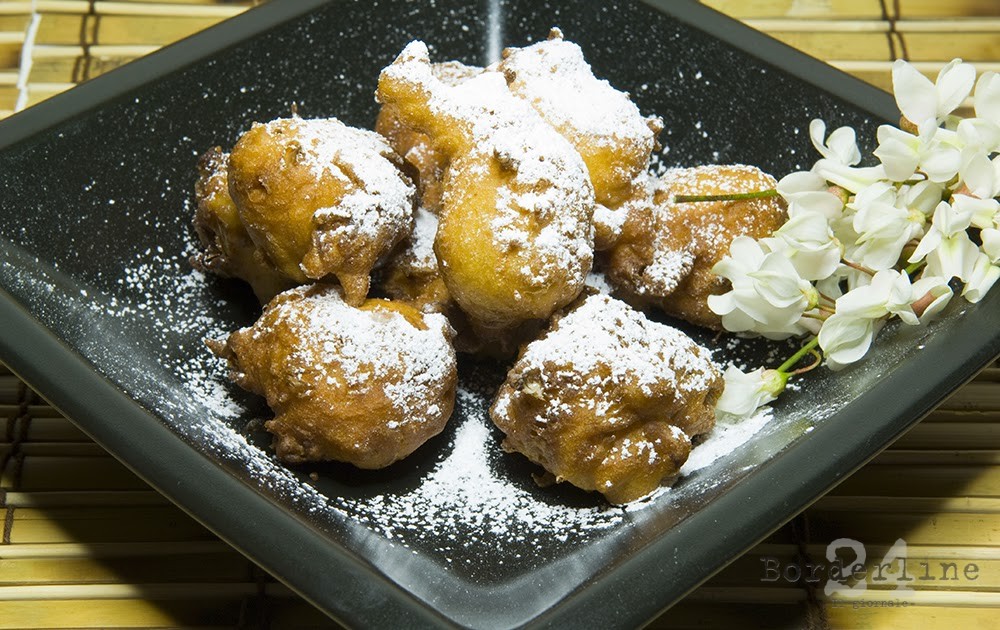 frittelle di fiori di acacia