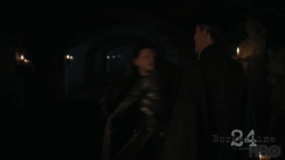 GoT-S7-T-41-Jon-choke-slams-LF