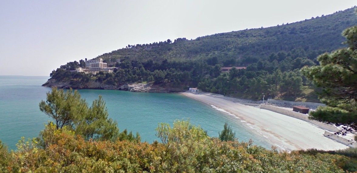 pugnochiuso, foto google street view