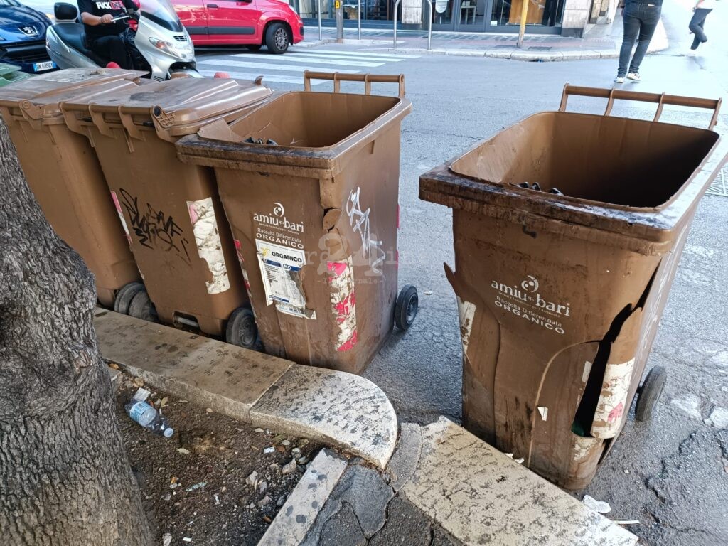 degrado piazza umberto