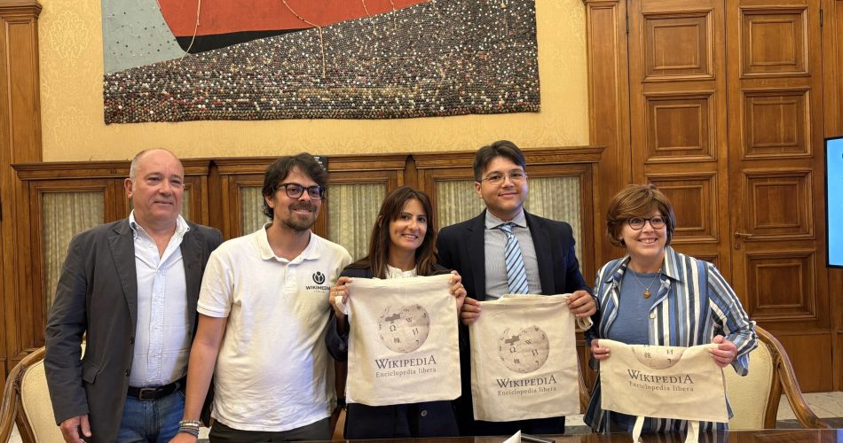 01-09-25 Wiki Loves Puglia presentata la settima edizione del concorso fotografico che celebra il patrimonio e le bellezze italiane_foto 2