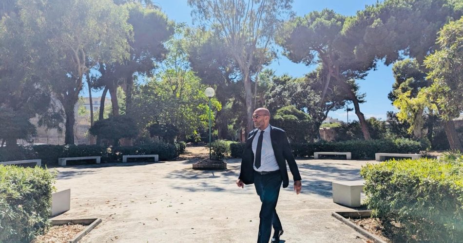 01-09-25 sindaco al Parco del Castello