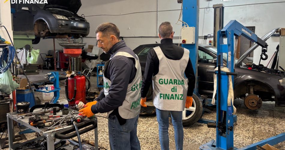 02122025_084358_1.foto.OFFICINA.ABUSIVA