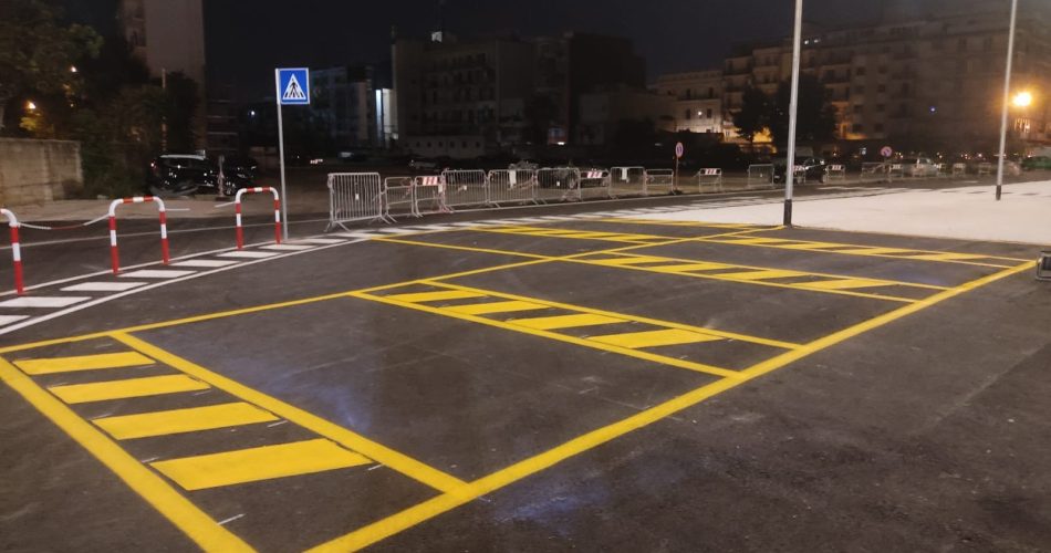 03-08-23 aperta la nuova area parcheggio del park and ride su corso Vittorio Veneto lato terra_1