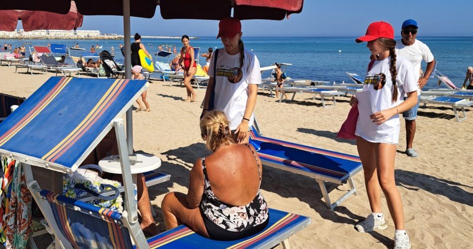 04-08-26 presentata la campagna di Erion Care contro l'abbandono dei mozziconi di sigaretta sulla spiaggia di San Fancesco_2