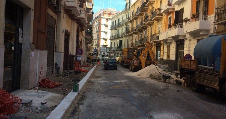 05-02-18 riqualificazione marciapiedi via Durazzo 1