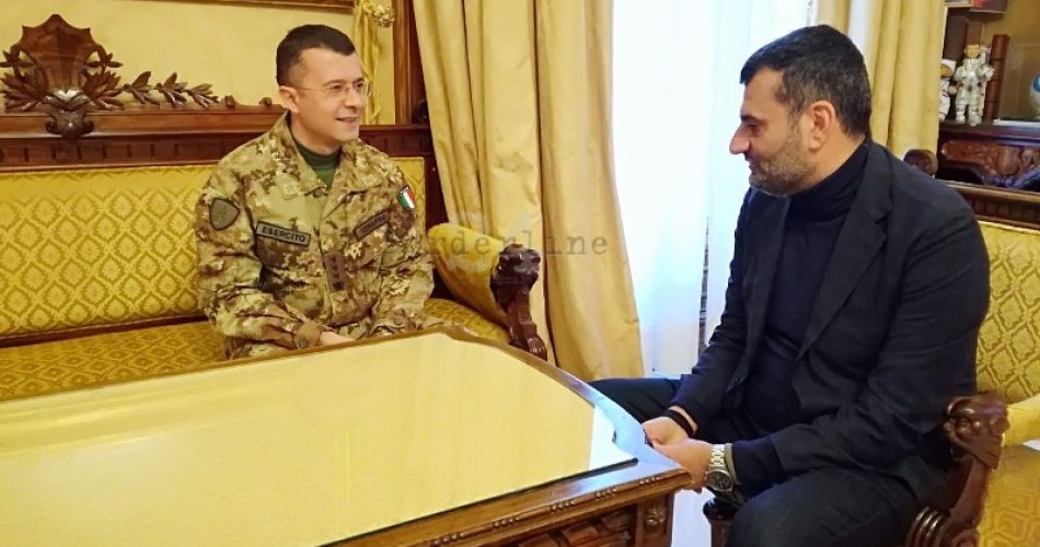 05-02-20 oggi il comandante Serafini in visita a Palazzo di Città per operazione Strade sicure_2