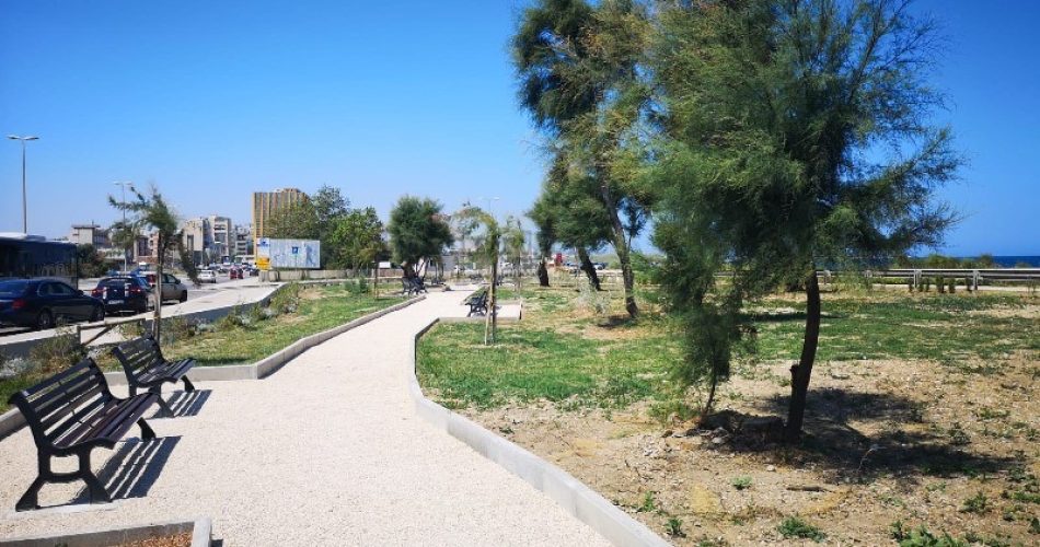 07-08-19 sopralluogo sindaco area verde a sud di Pane e pomodoro riqualificata dalla Multiservizi