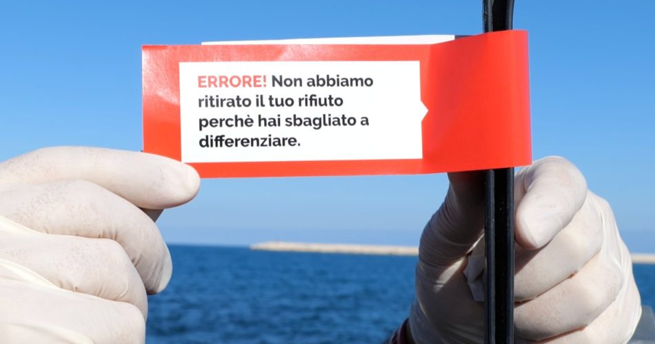 08-11-22 questa mattina analisi merceologica dei rifiuti raccolti nelle zone coperte dal porta a porta_1