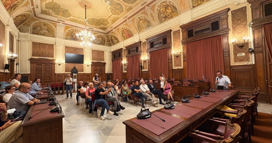 09-07-26 nasce Comici spaventati guerrieri_dalla storia del liceo Socrate una nuova associazione di cittadinanza attiva_oggi la presentazione a Palazzo della Città_foto