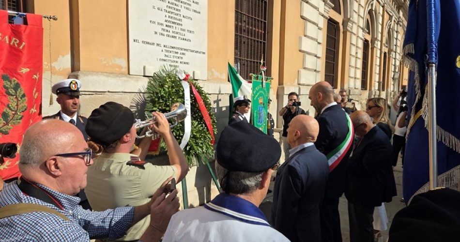09-09-25 oggi l'82esimo anniversario della difesa del porto di Bari_l'intervento del sindaco_1