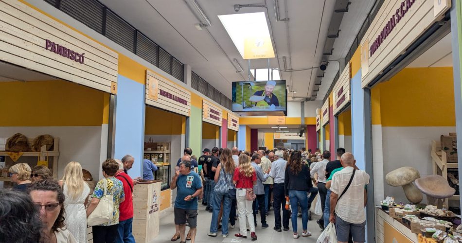 10-06-25 mercato contadino campagna amica