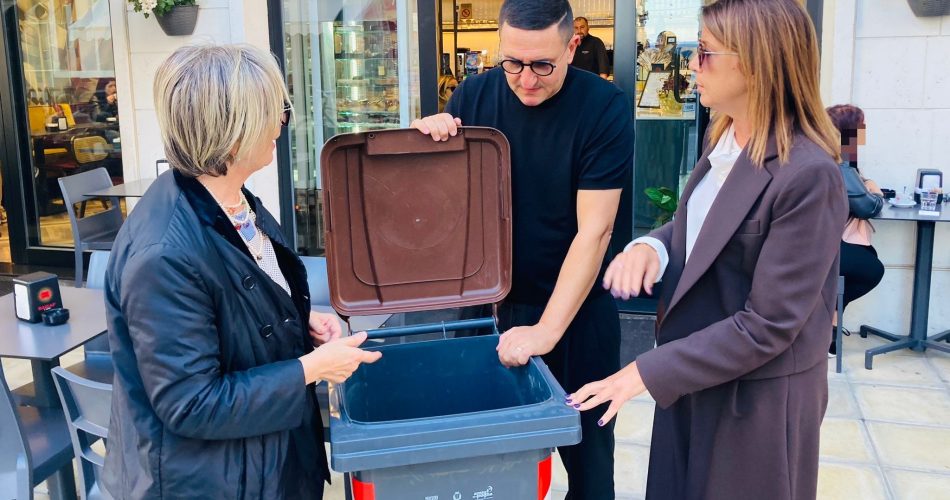 10-10-25 estensione della raccolta porta a porta per le utenze non domestiche food nel quartiere Madonnella_incontro odierno_1