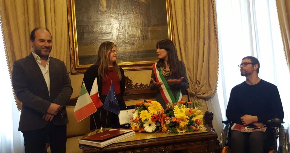 La Orlando e la Romano i un momento della cerimonia a Palazzo di Città