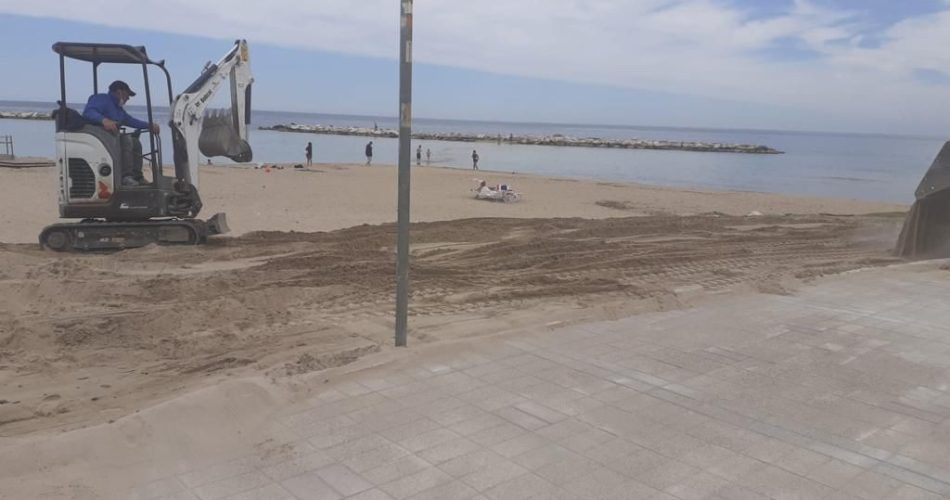 11-05-21 avviati gli interventi di manutenzione sulle spiagge cittadine_2