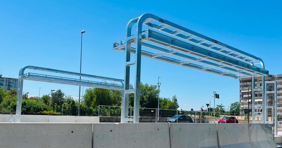 11-06-26 BRT partito montaggio 83 pensiline tecnologiche