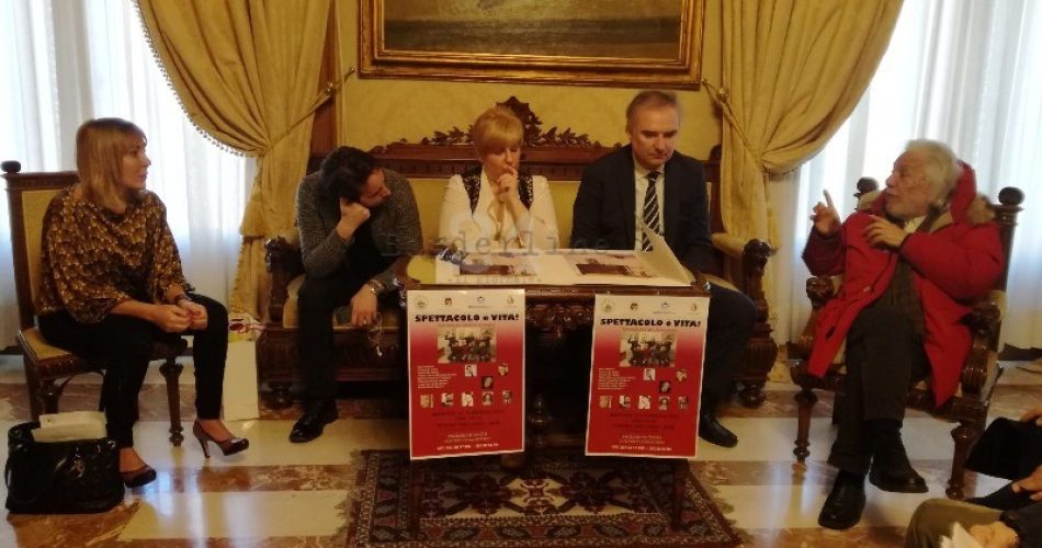 12-02-18 presentato oggi Spettacolo è vita in programma il 27 febbraio all'Abeliano