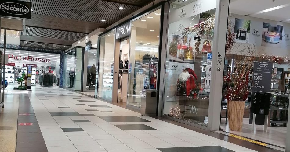 centro commerciale bari blu