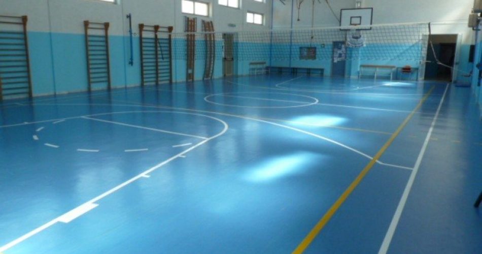 1312902073_1302078759_SERRENTI PALESTRA SCUOLA MEDIA 2-800x600