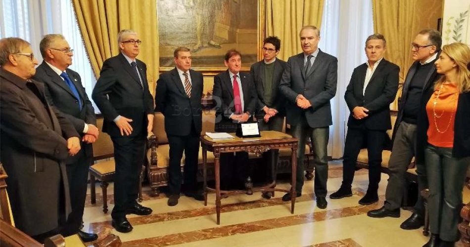 14-01-19 oggi consegna targa a radiologo Vincenzo Genchi