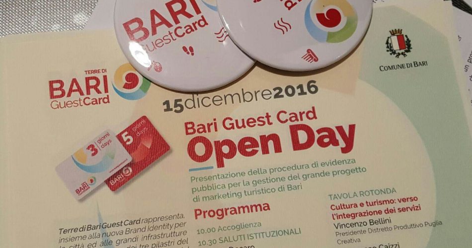 Gadget Bari Guest Card