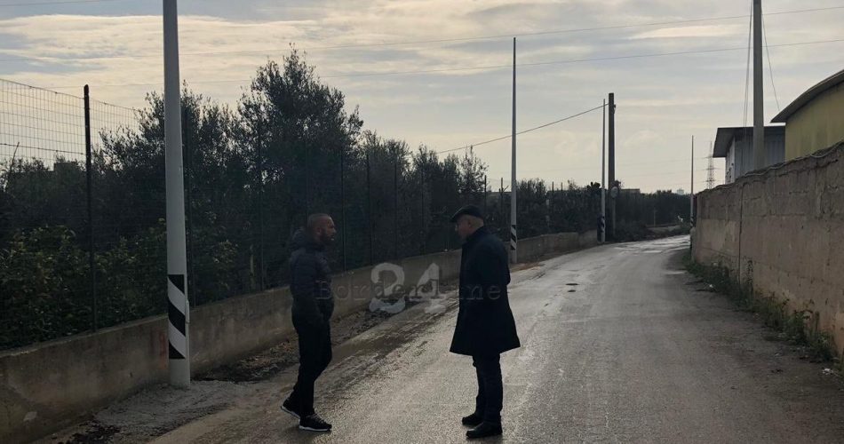 15-12-18 in via di ultimazione impianto p.i. strada Torre dei cani 1