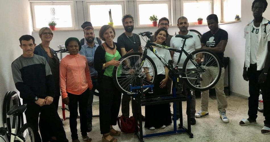 16-07-19 inaugurata la prima ciclofficina di quartiere nella Casa delle Culture 3