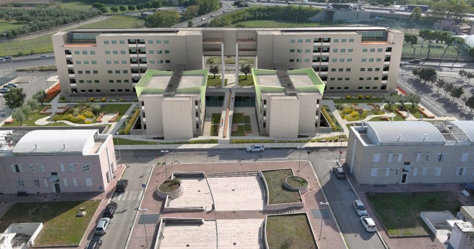 16-09-26 diritto all’abitare, giunta approva la riconversione del complesso di Mungivacca_RENDER