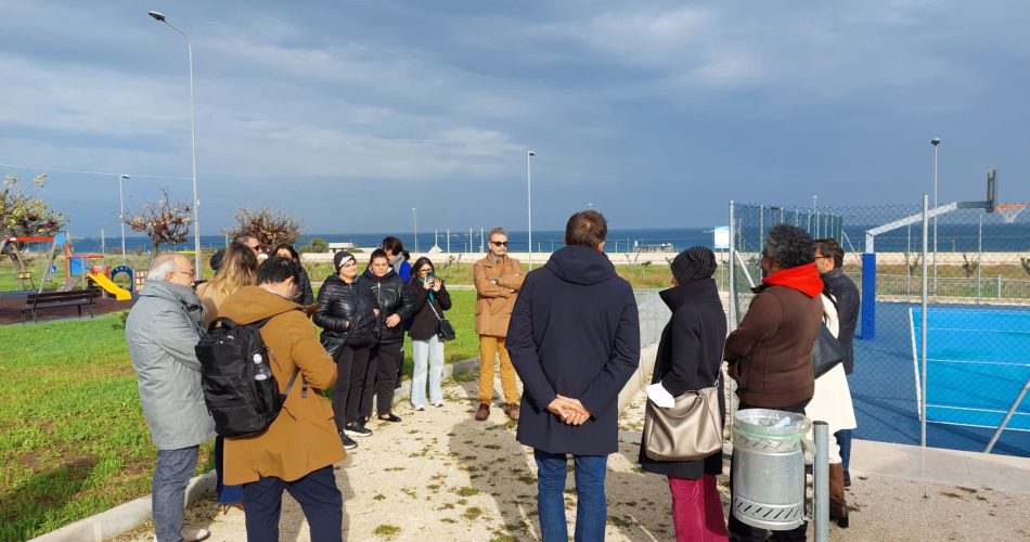 16-12-22 Rigenerazioni creative - progetto Agorà Sant’Anna_stamattina la consegna del suolo_3