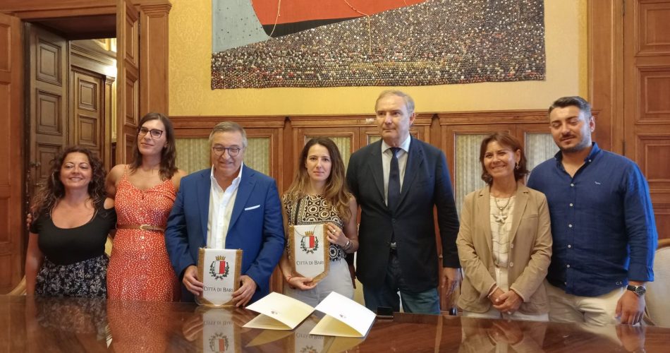 17-07-23 Bari per tre giorni capitale della prevenzione cardiovascolare_presentato il Truck tour Banca del cuore 2023_1