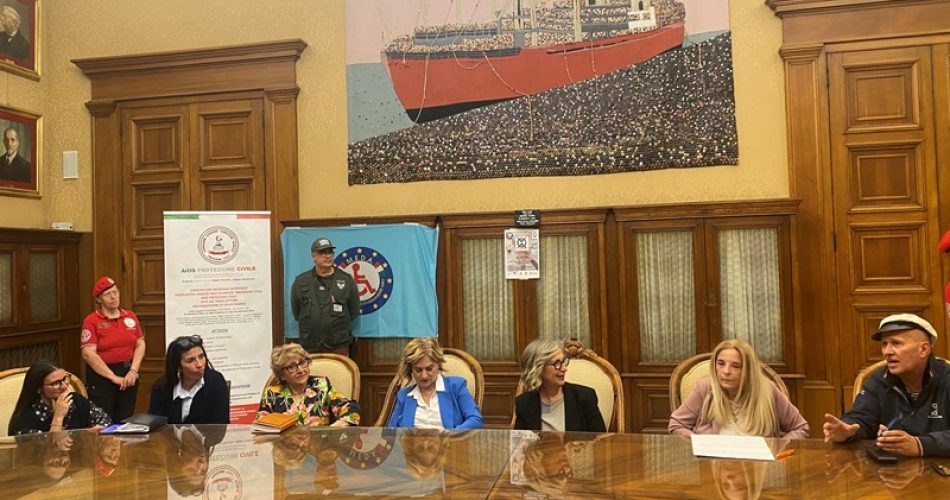 18-05-26 presentata the Custodians plastic race_appuntamenti di clean up dal 25 al 29 maggio in tutti i Municipi