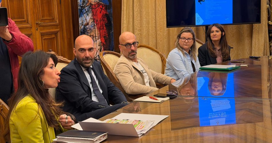 19-05-26 Rete Civica Urbana del Municpio II_presentata l'Ats per la costruzione di un nuovo patto di comunità_foto