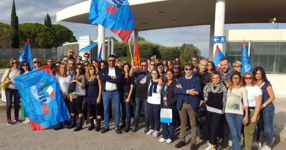 Lavoratori 'Solution 30' a Bitritto (Bari) sono in sciopero, Uilm Bari 'in 99 rischiano posto lavoro'
