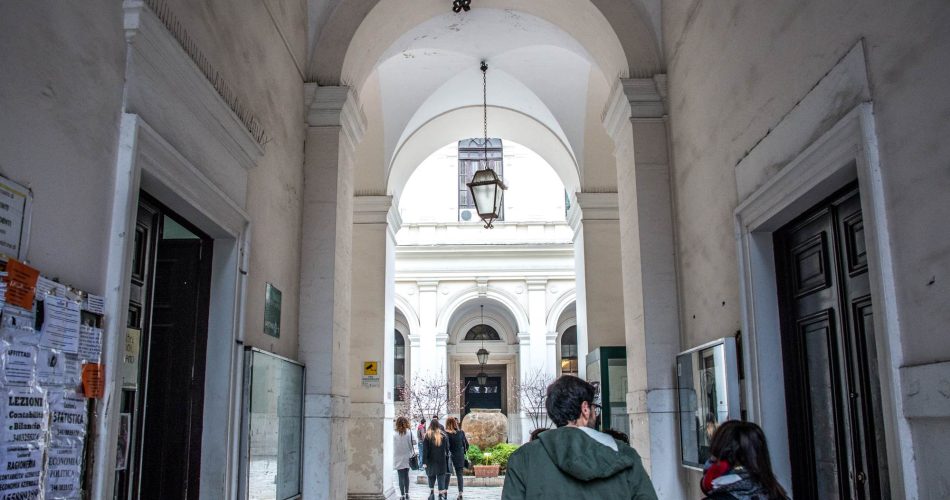 2016-02-23-UNIBA-ATENEO-_BCA8000