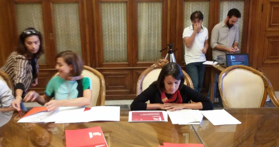 L'assessore Romano durante la conferenza stampa