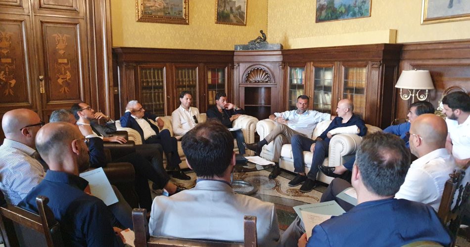 decaro incontra sindaci
