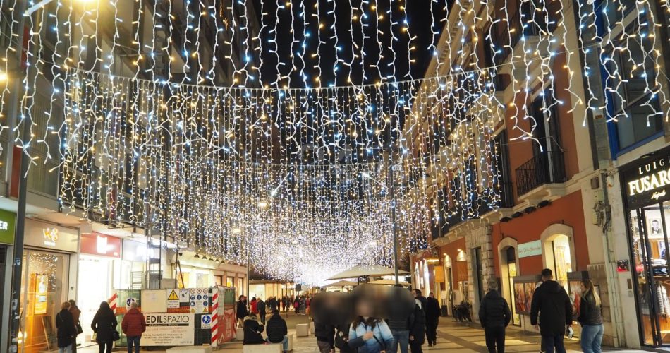 natale luci bari