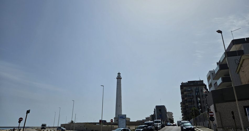 Lavori faro  San cataldo