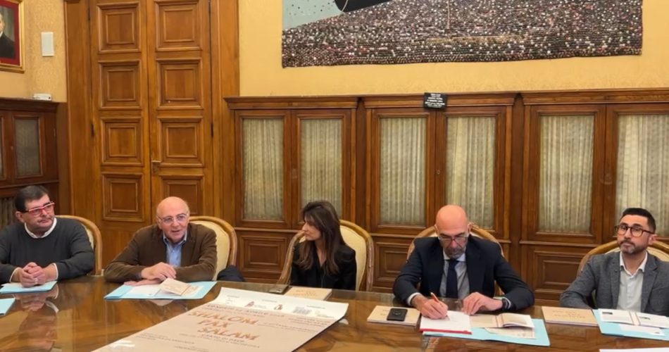 22-04-26 presentato “Shalom Pax Salam”