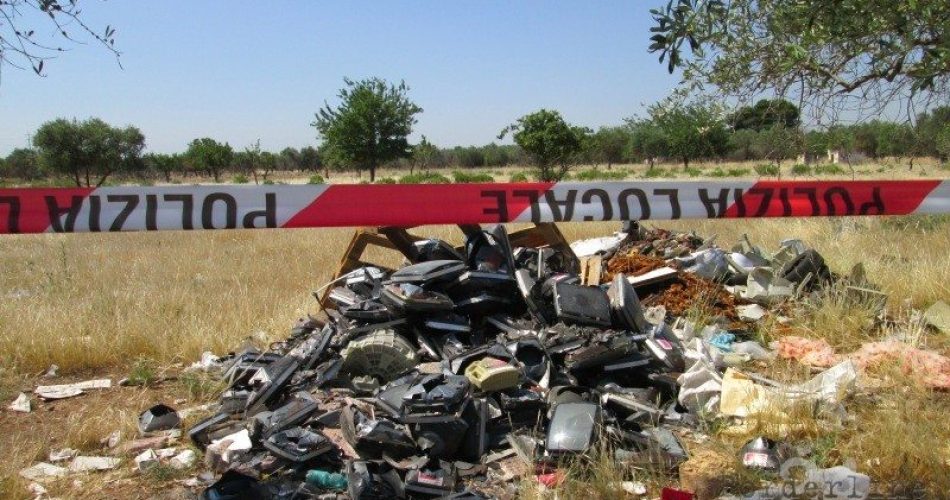 23-06-17 sequestrata area nelle vicinanze dello stadio San Nicola