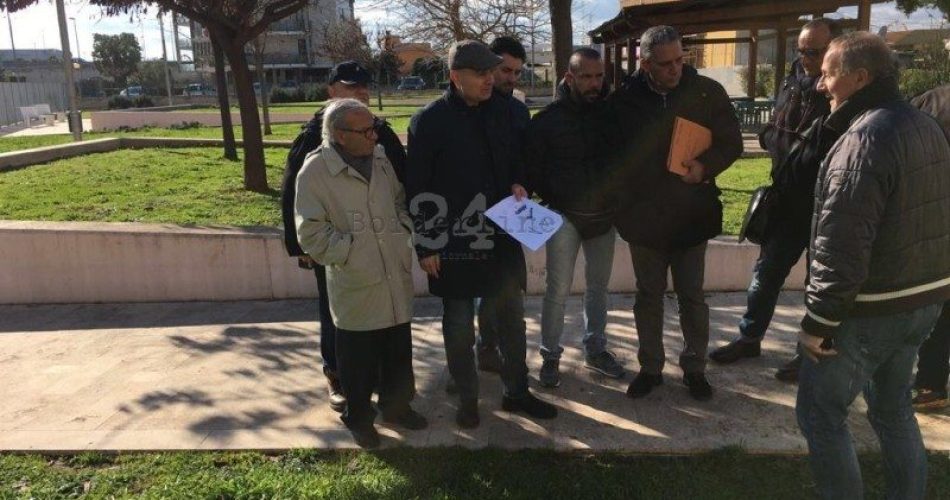 24-01-18 sopralluogo dell'ass. Galasso nel giardino Triggiani 1