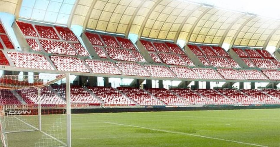 24-01-20 sostituzione seggiolini stadio San Nicola_render effetto a gradiente